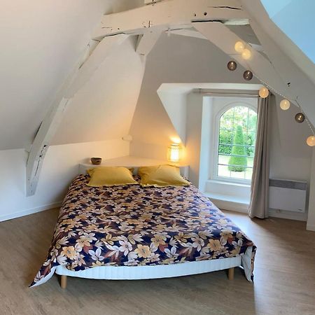Les Bosquets Villa Saint-Ouen-Des-Toits Bagian luar foto