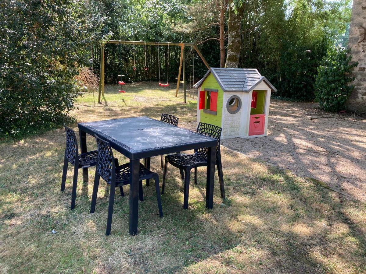 Les Bosquets Villa Saint-Ouen-Des-Toits Bagian luar foto